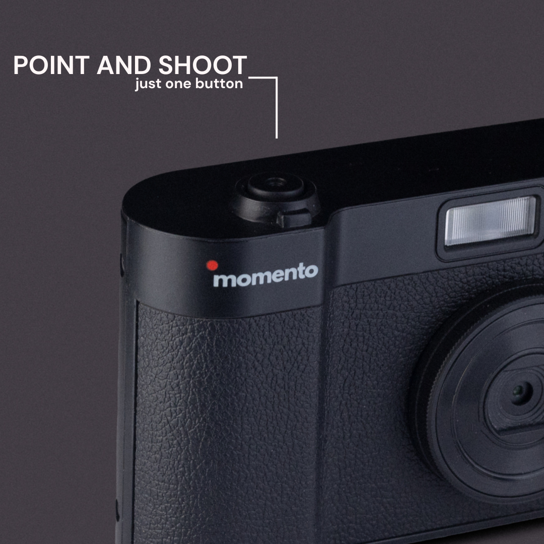 Momento Camera